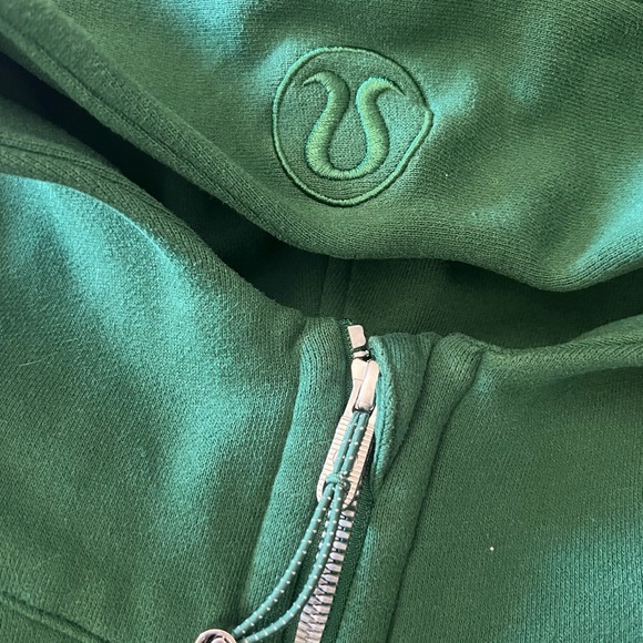 Lululemon EverGlade Green 1/2 Zip Scuba Hoodie - Picture 5 of 5